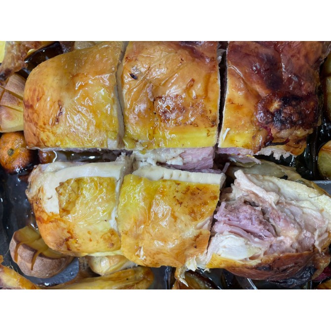 POLLO CAMPERO RELLENO CON FOIE...